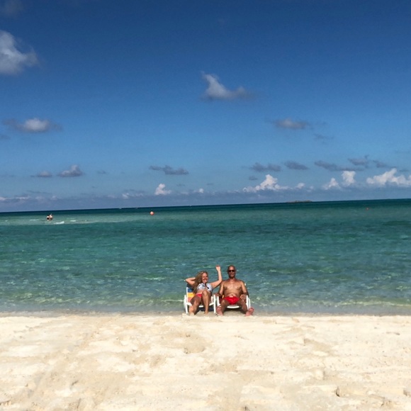 Welcome to my Posh closet! 🥰 - Picture 7 of 8